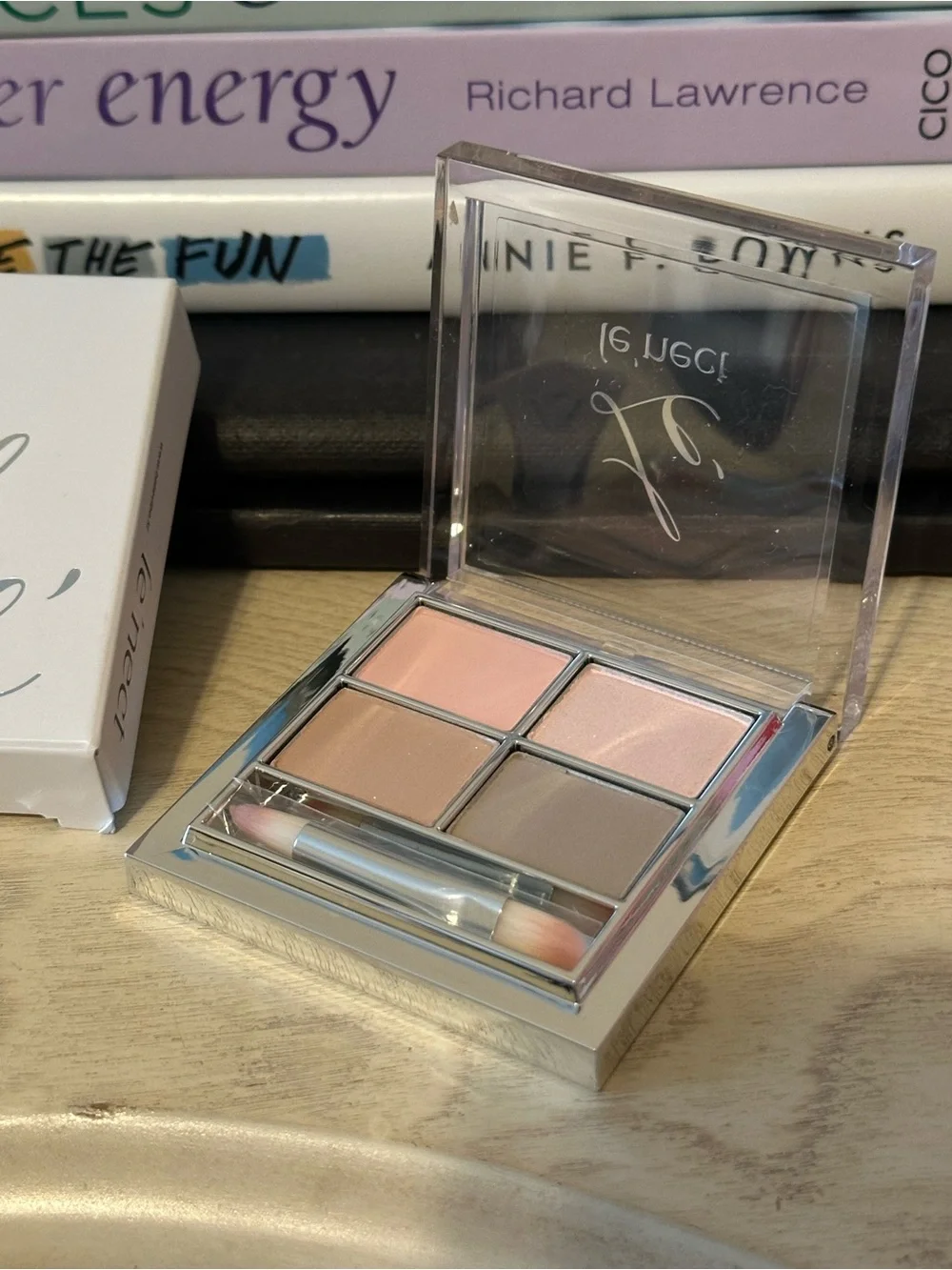 Le'nect Ballet Fit Volume Maker Eyeshadow Palette - Pink Neutral Quartet